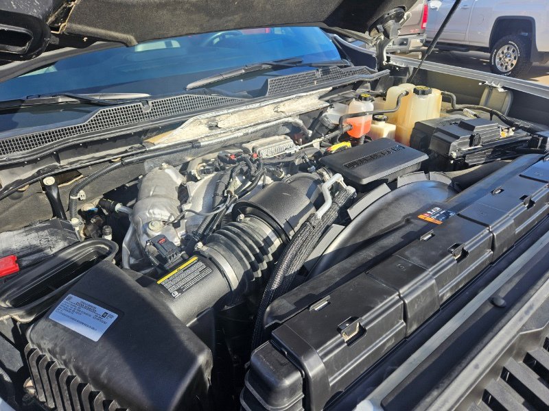 Used 2020 Chevrolet Silverado 2500 LTZ w/ LTZ Premium Package image 8