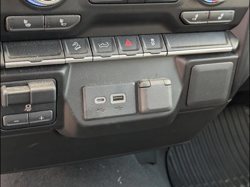 Used 2022 GMC Sierra 2500 SLE w/ SLE Convenience Package AWD/4WD image 16