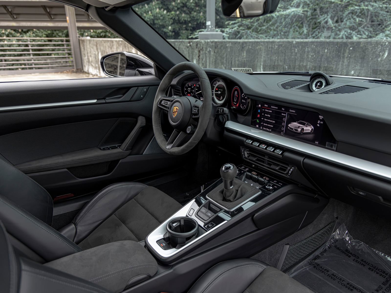 Certified 2022 Porsche 911 Targa 4 GTS AWD/4WD image 50