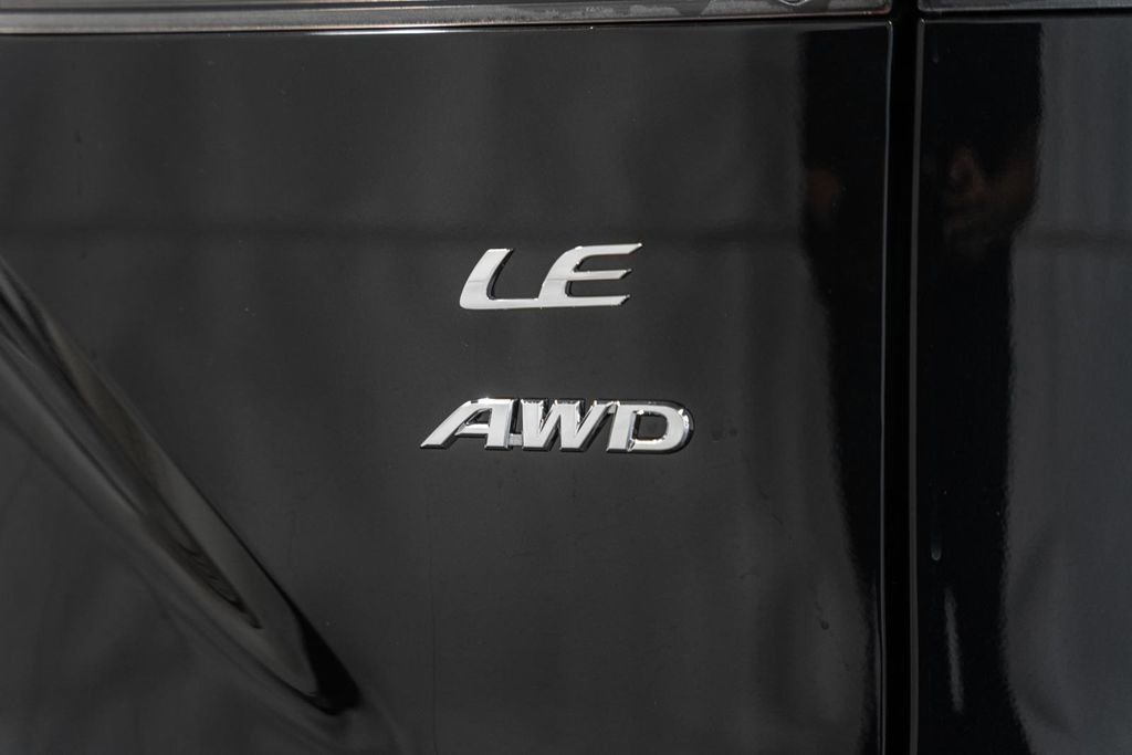 New 2026 Toyota Corolla Cross LE image 7