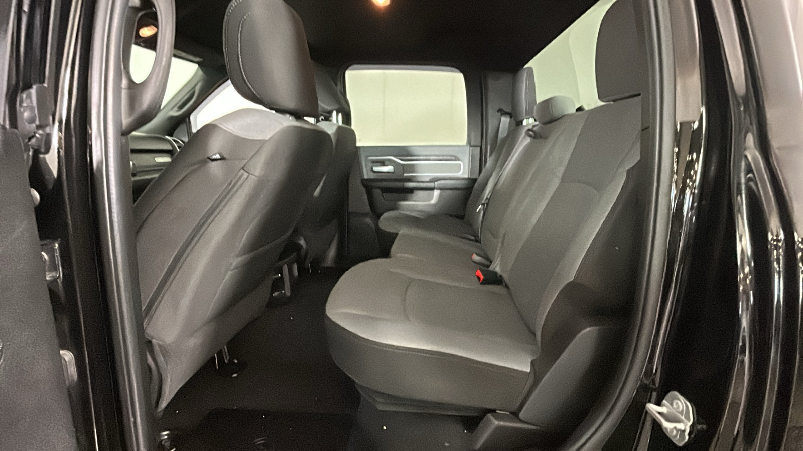 Used 2022 RAM 2500 Big Horn w/ Level A Equipment Group AWD/4WD image 33