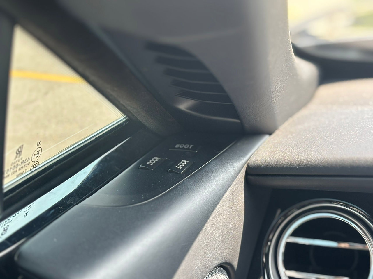 Used 2016 Rolls-Royce Wraith image 40