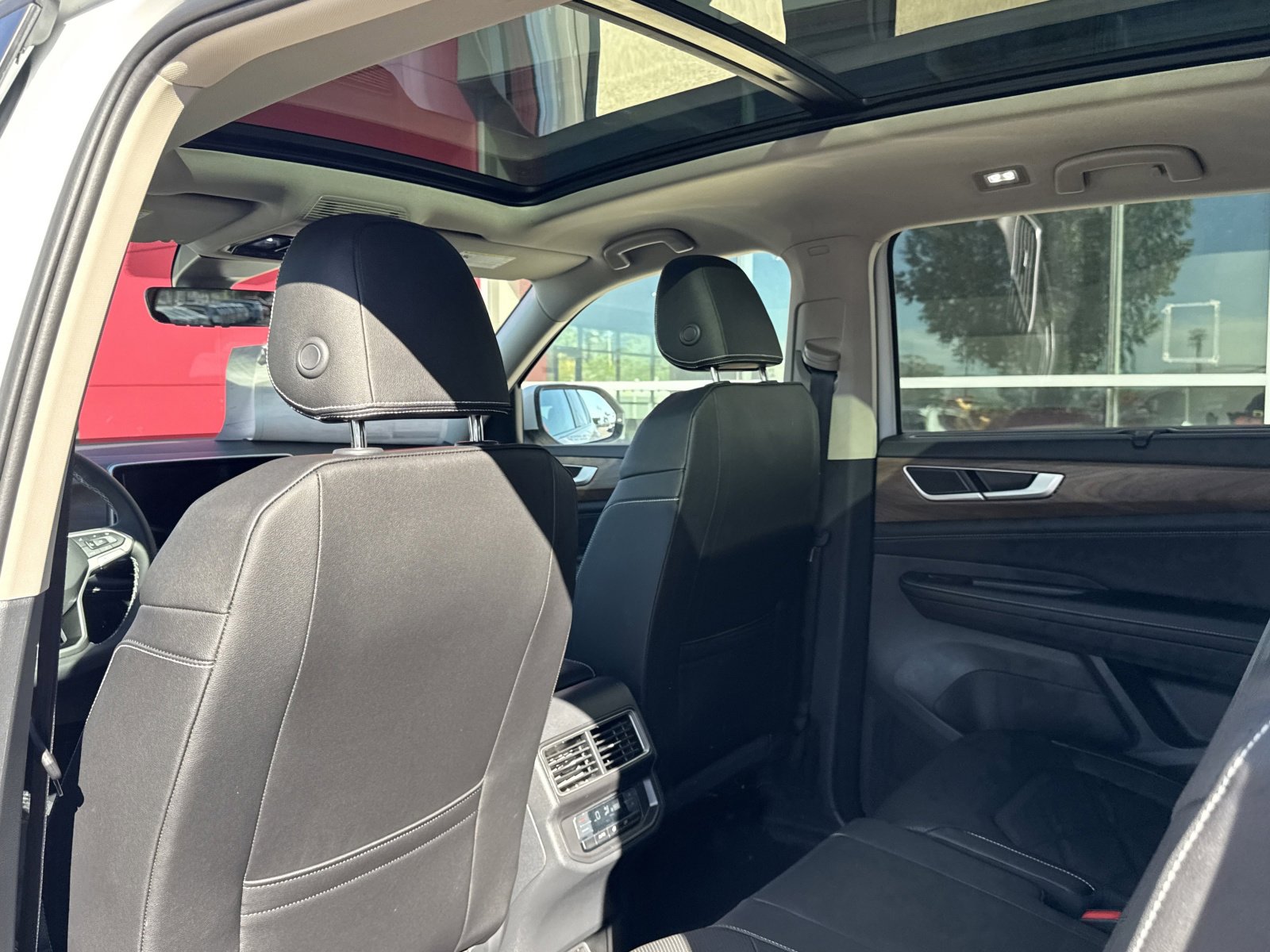 New 2026 Volkswagen Atlas SE image 20