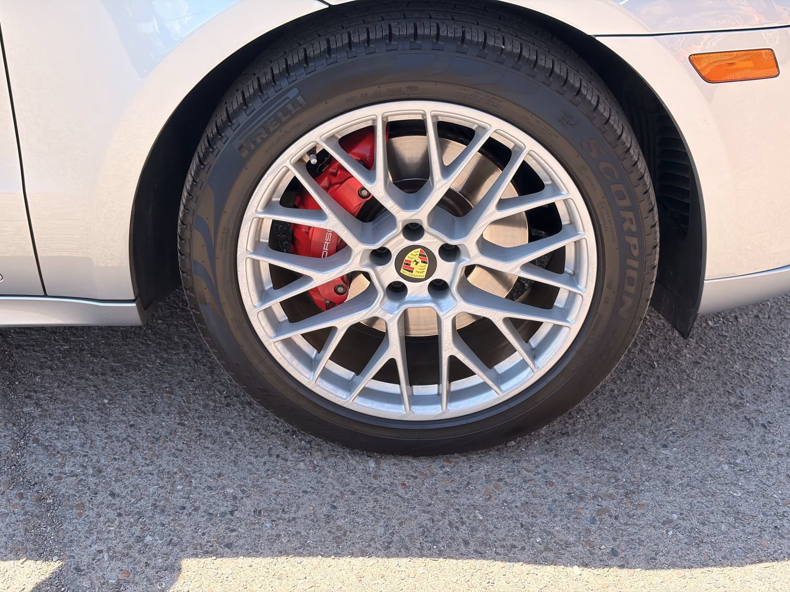 Used 2021 Porsche Macan GTS AWD/4WD image 8