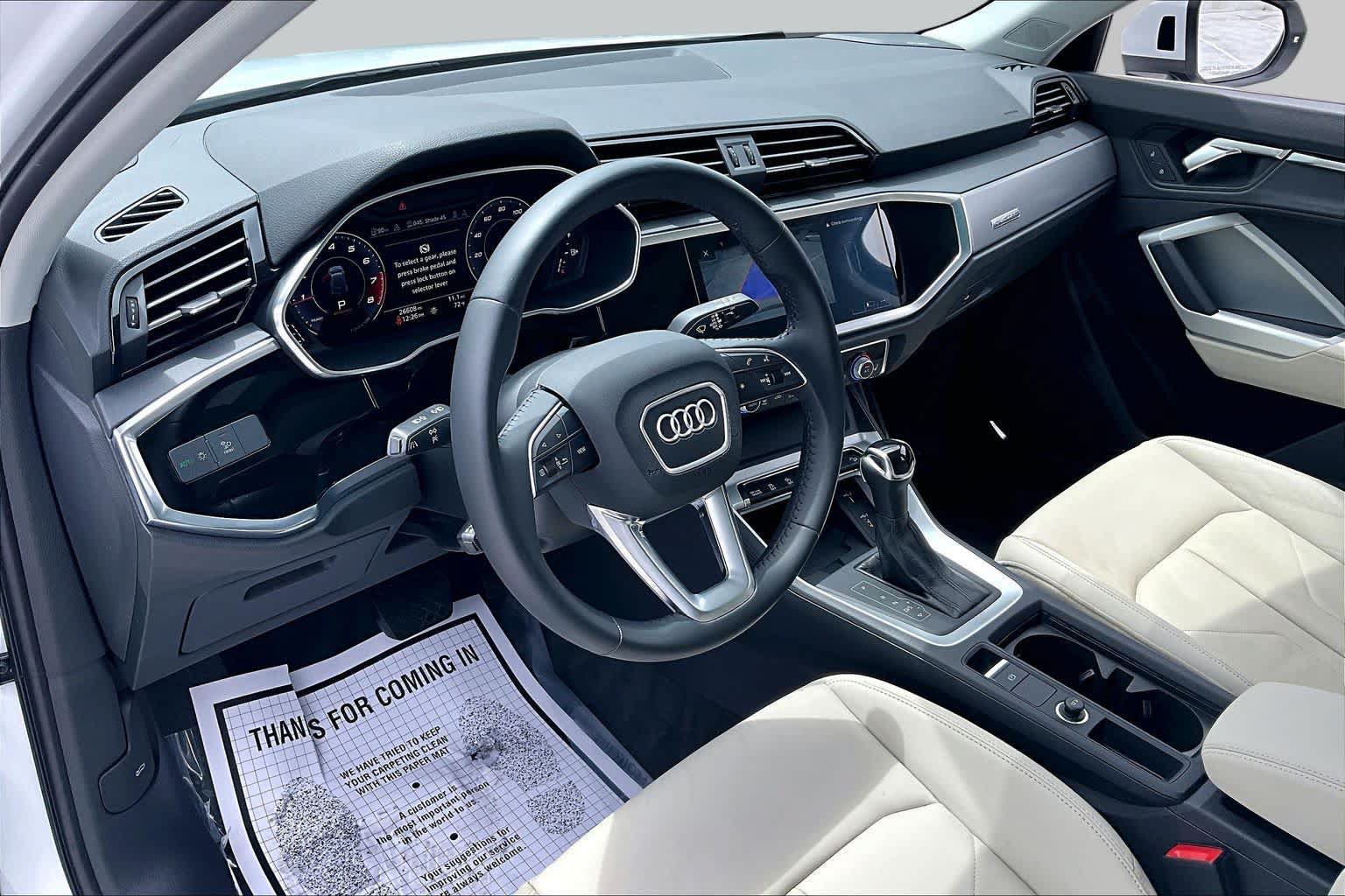 Used 2020 Audi Q3 2.0T Premium Plus AWD/4WD image 17