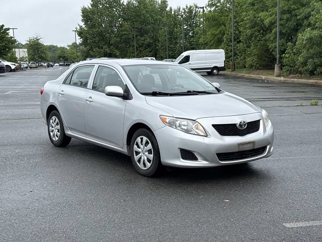 Used 2010 Toyota Corolla LE FWD image 1