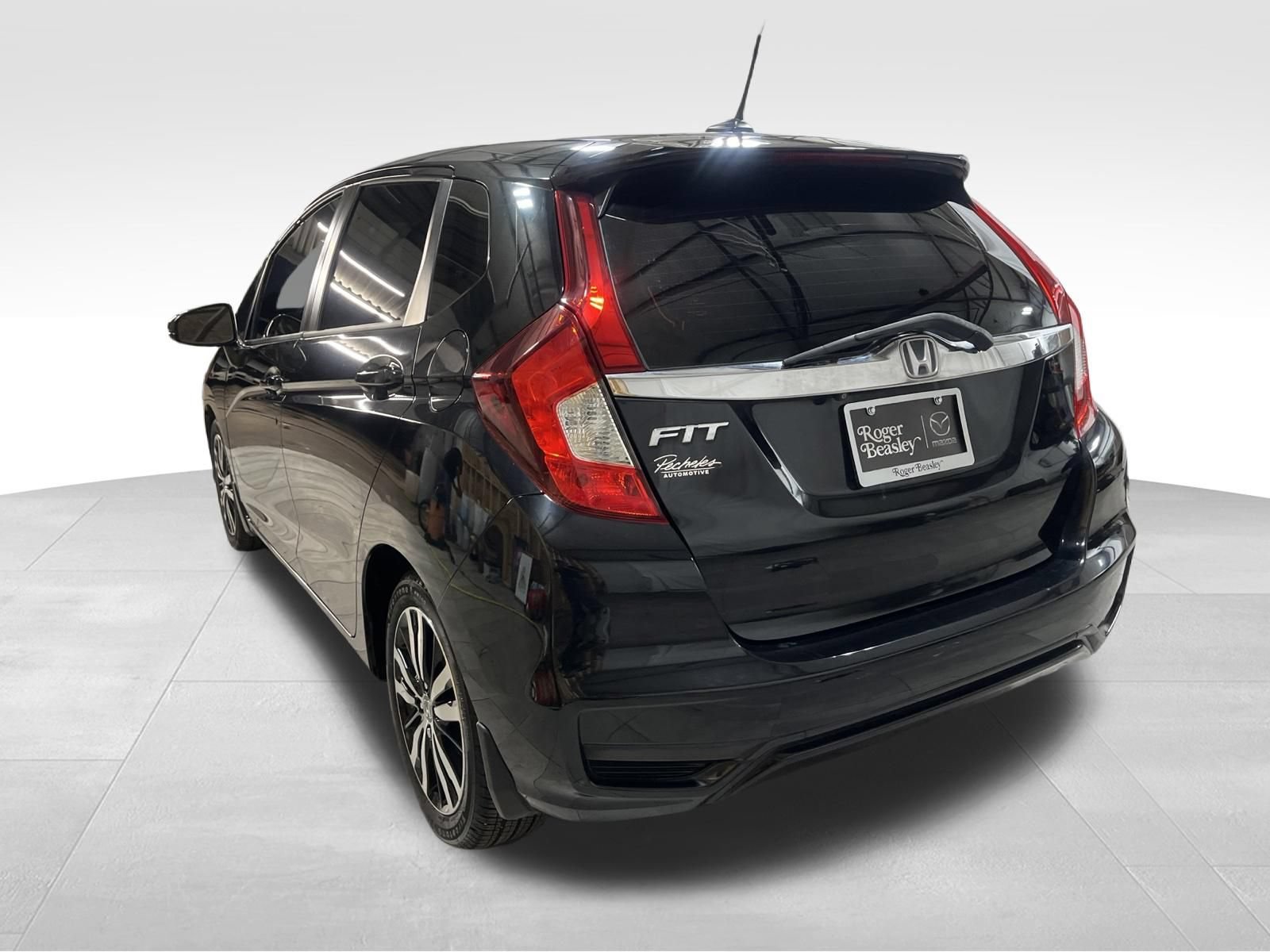 Used 2018 Honda Fit EX image 7