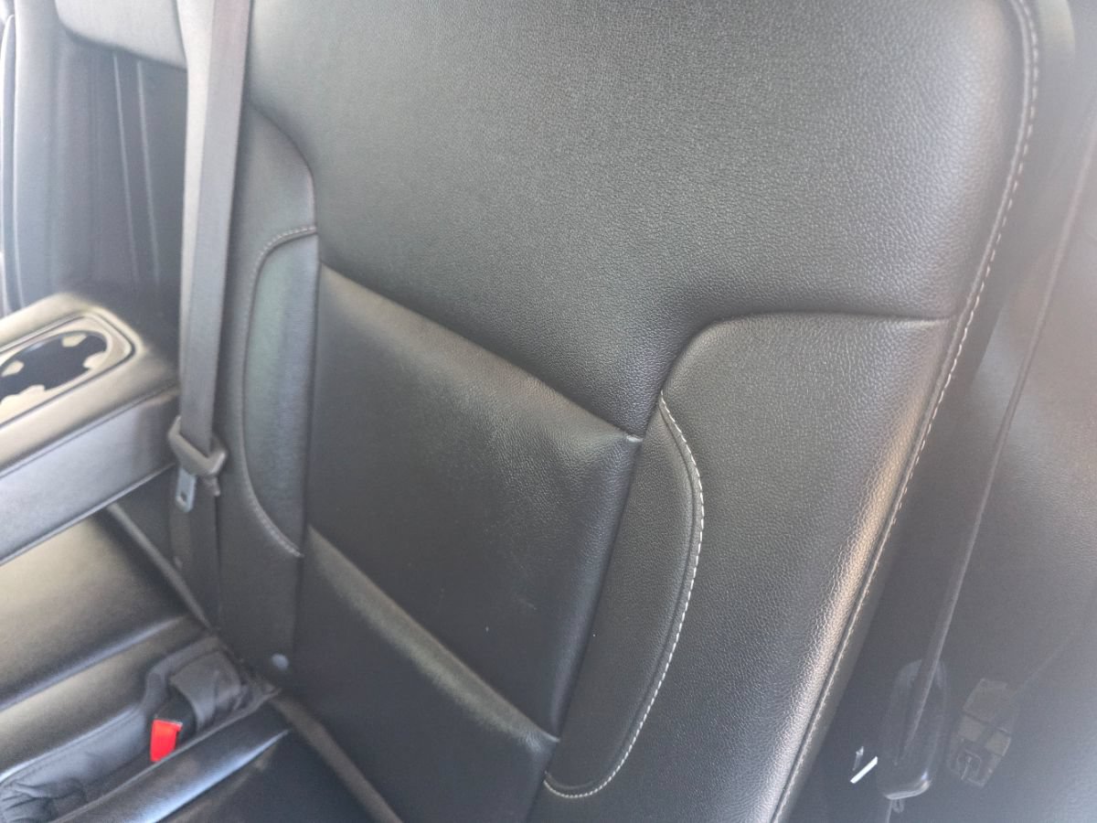 Used 2020 Chevrolet Suburban LT RWD image 22