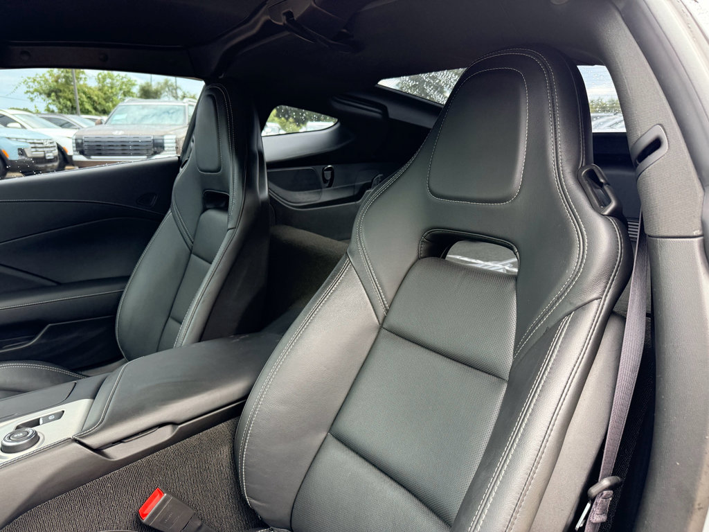 Used 2016 Chevrolet Corvette Stingray Coupe RWD image 13