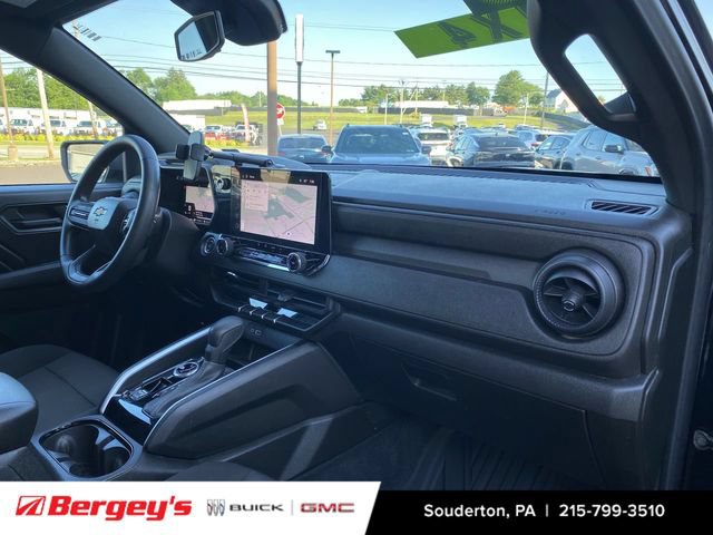 Used 2025 Chevrolet Colorado W/T w/ WT Custom Package AWD/4WD image 33