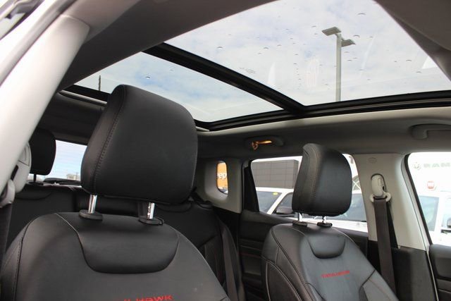 Used 2022 Jeep Compass Trailhawk w/ Sun and Sound Group image 33