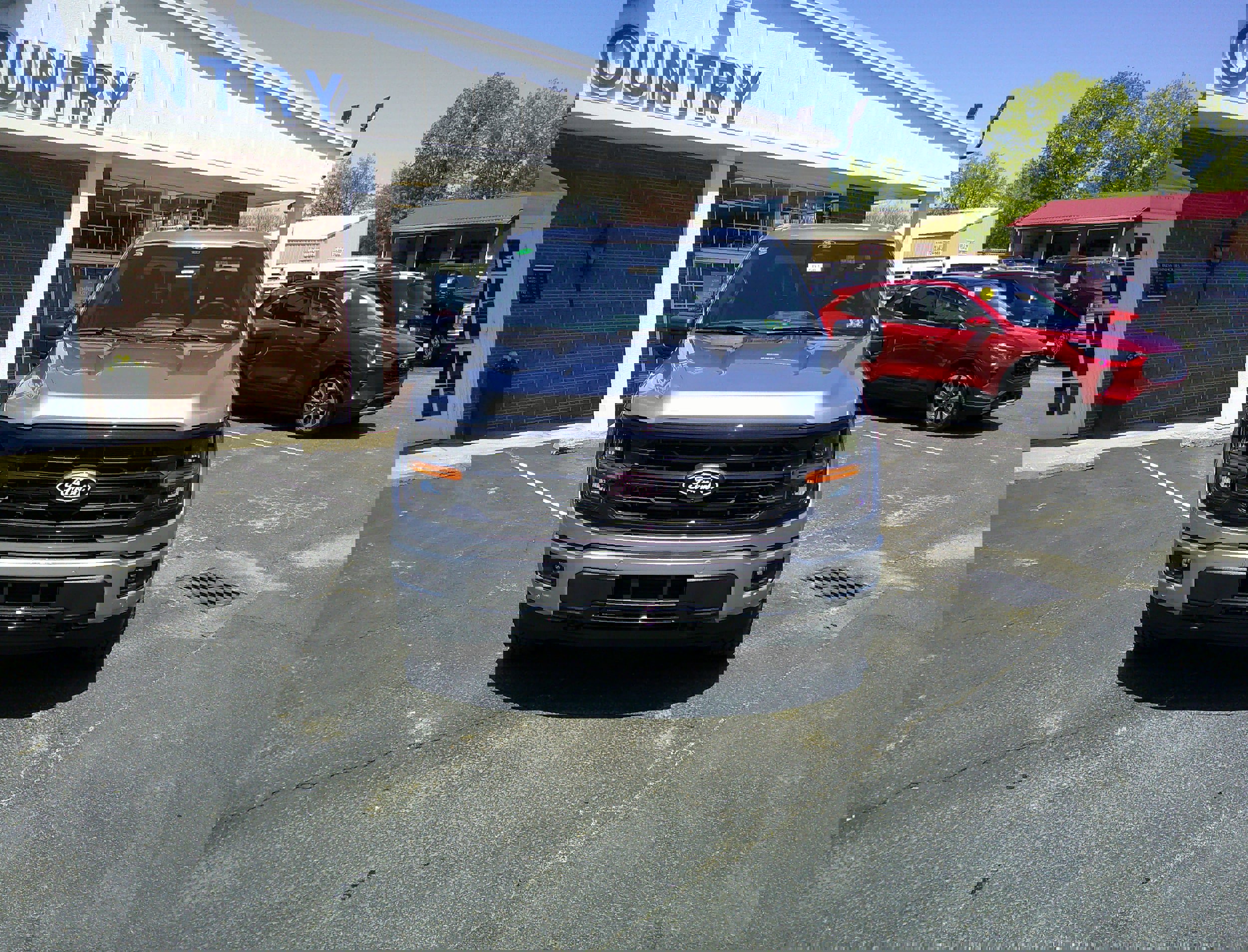 New 2025 Ford F150 XLT w/ Equipment Group 302A MID image 3