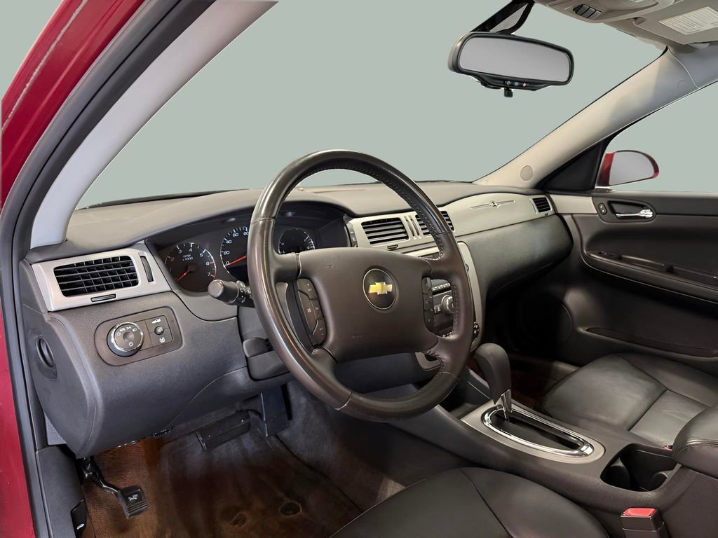 Used 2008 Chevrolet Impala LT w/ Luxury Edition Package FWD image 17