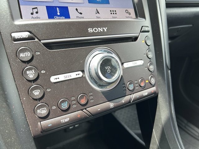 Used 2019 Ford Fusion Titanium FWD image 11