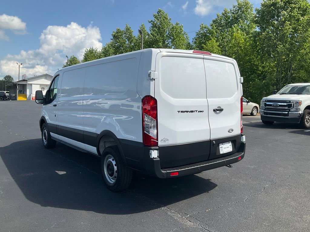 New 2026 Ford Transit 250 Low Roof RWD image 7