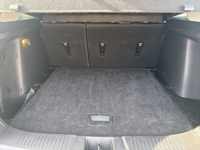 Used 2025 Chevrolet Trax LT w/ LT Convenience Package image 30