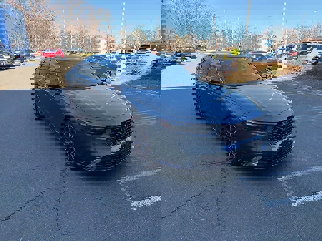 Used 2024 Honda Accord Touring image 19