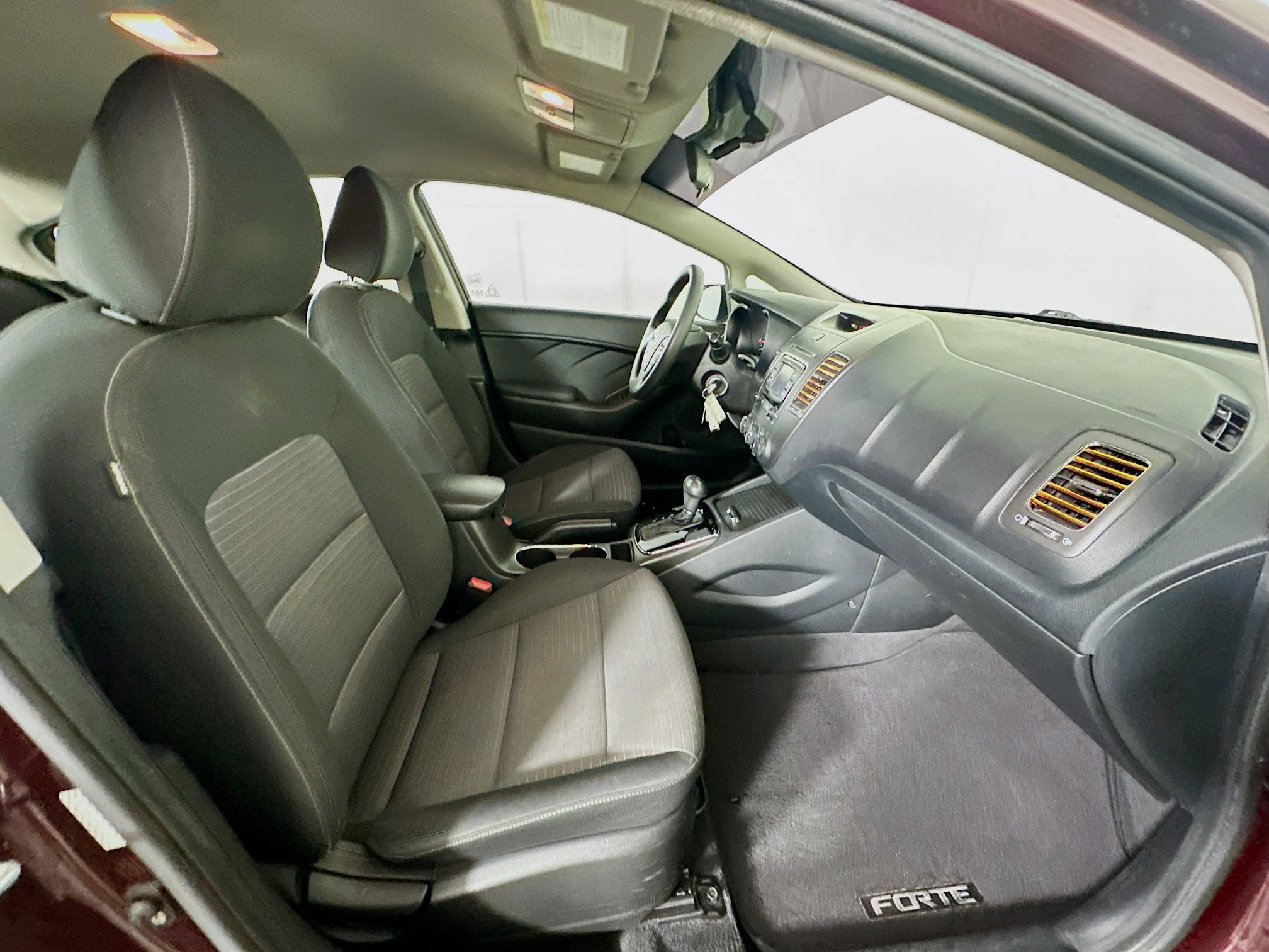 Used 2017 Kia Forte LX w/ LX Popular Package image 28