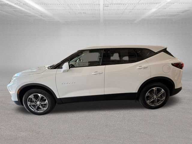Used 2024 Chevrolet Blazer LT FWD image 4