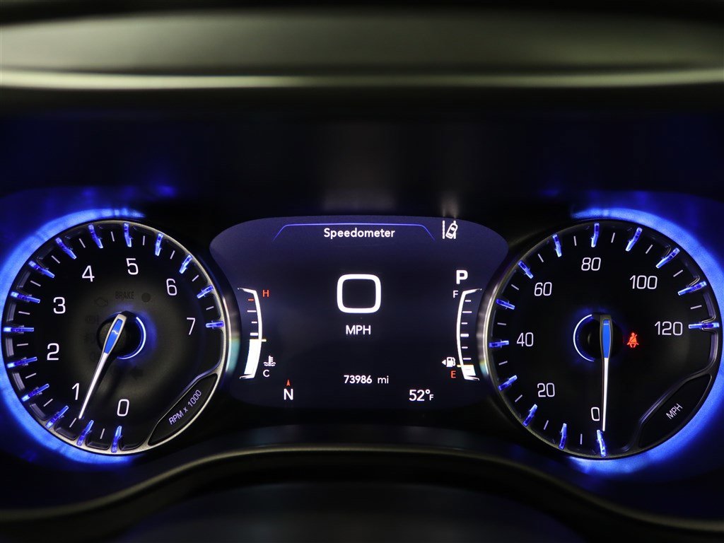 Used 2022 Chrysler Pacifica Touring-L w/ S Appearance Package image 24