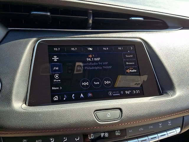Used 2023 Cadillac XT4 Sport FWD image 17
