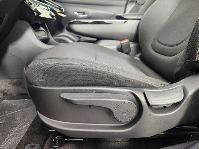New 2026 Hyundai Tucson Blue SE AWD/4WD image 16