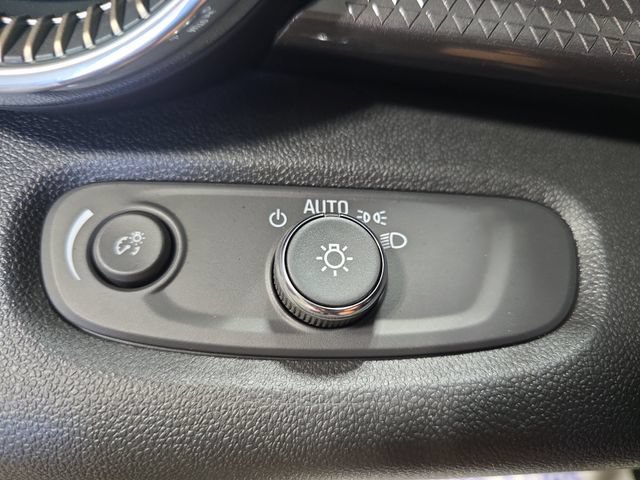 New 2026 Chevrolet Trax ACTIV w/ Driver Confidence Package FWD image 25
