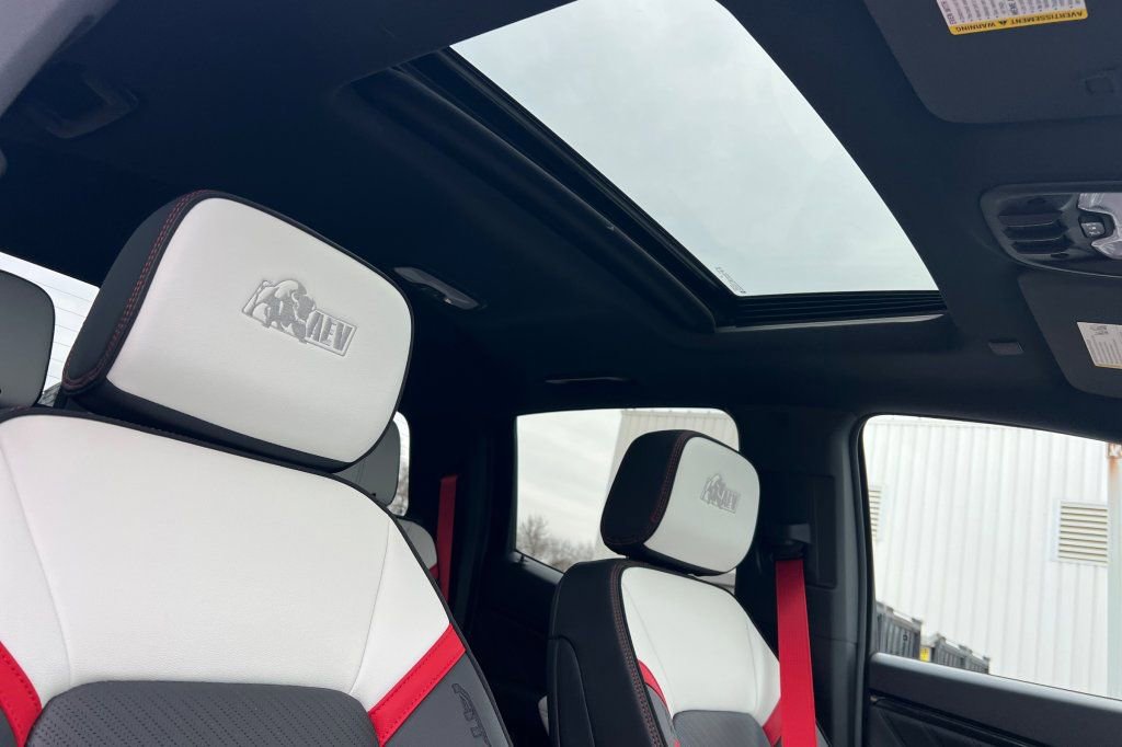 New 2026 GMC Canyon AT4X w/ AT4X AEV Edition image 13