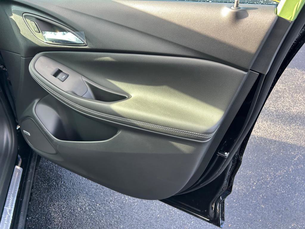 New 2026 Buick Encore GX Avenir w/ Avenir Technology Package image 18