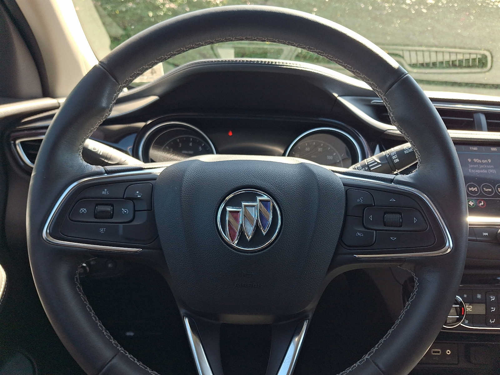 Used 2023 Buick Encore GX Select w/ Safety Package II AWD/4WD image 19
