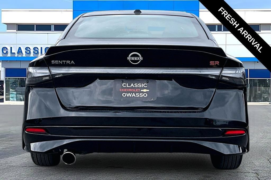 Used 2026 Nissan Sentra SR w/ Floor Mat Package FWD image 4