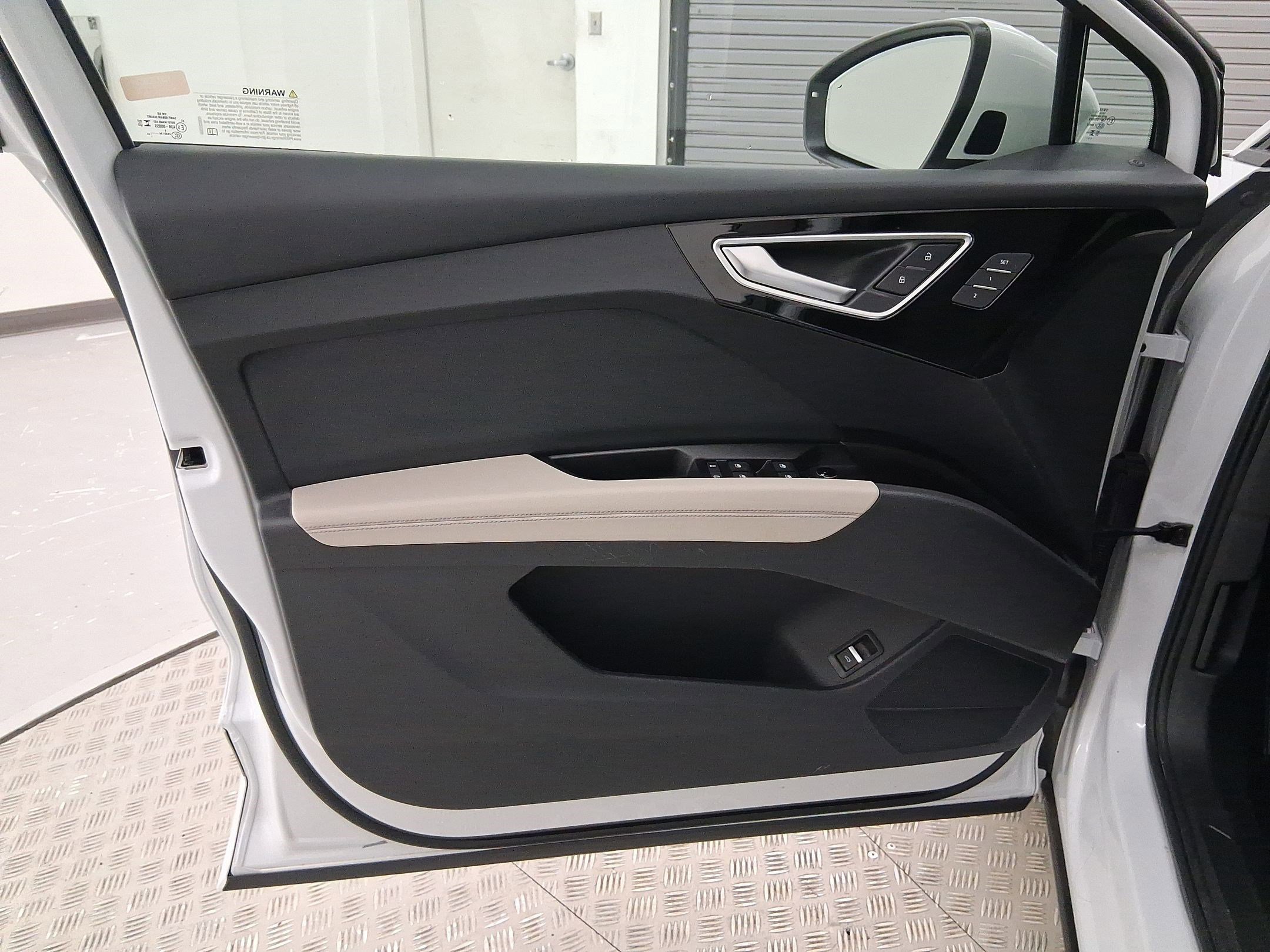 Certified 2023 Audi Q4 e-tron Prestige image 19