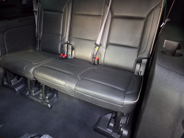Certified 2021 Chevrolet Suburban Premier w/ Premium Package AWD/4WD image 11
