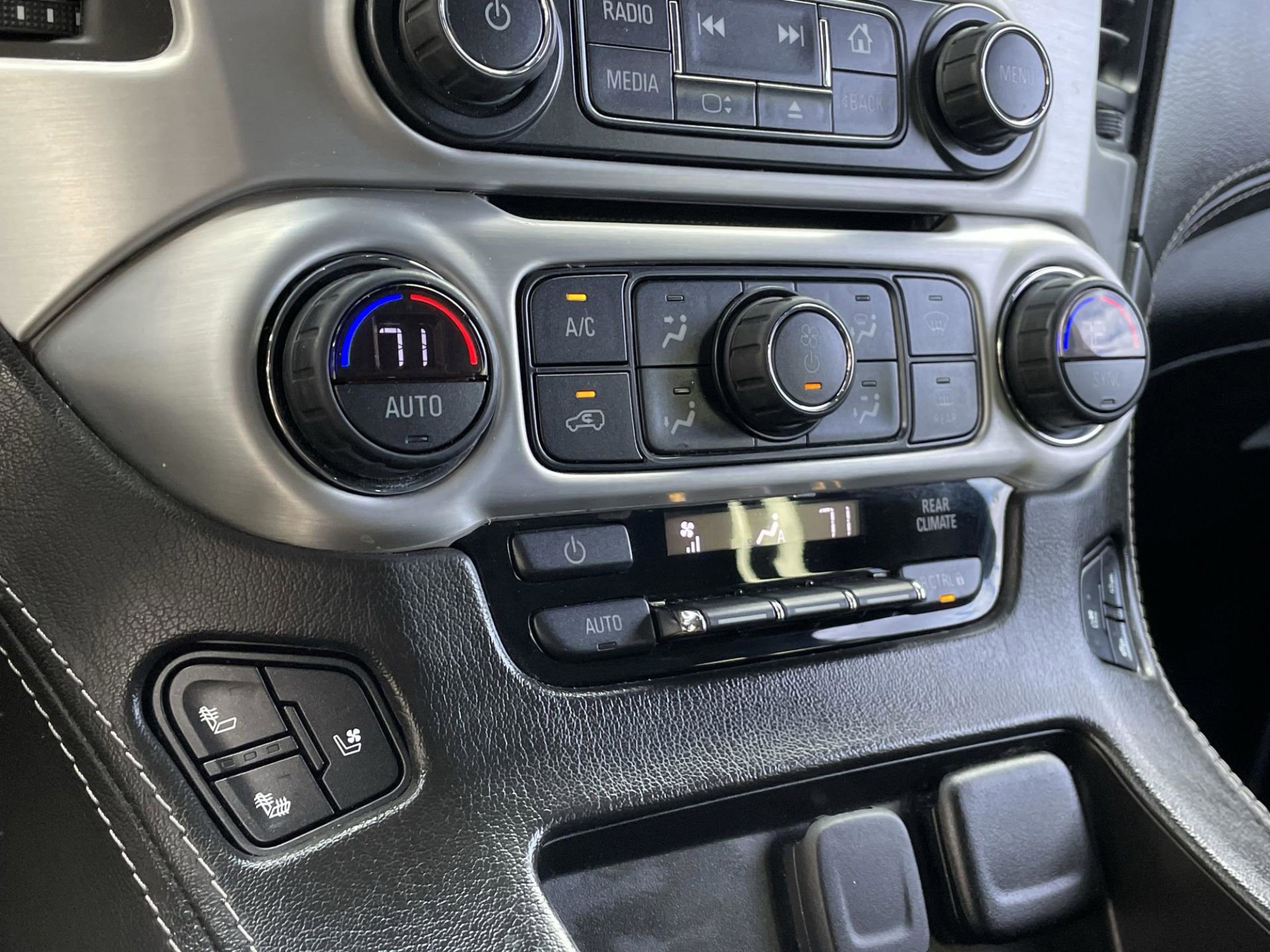 Used 2019 GMC Yukon SLT image 22