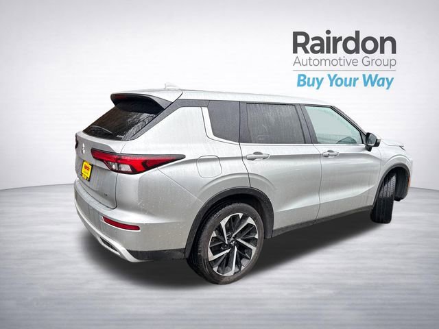 Used 2024 Mitsubishi Outlander SE image 40