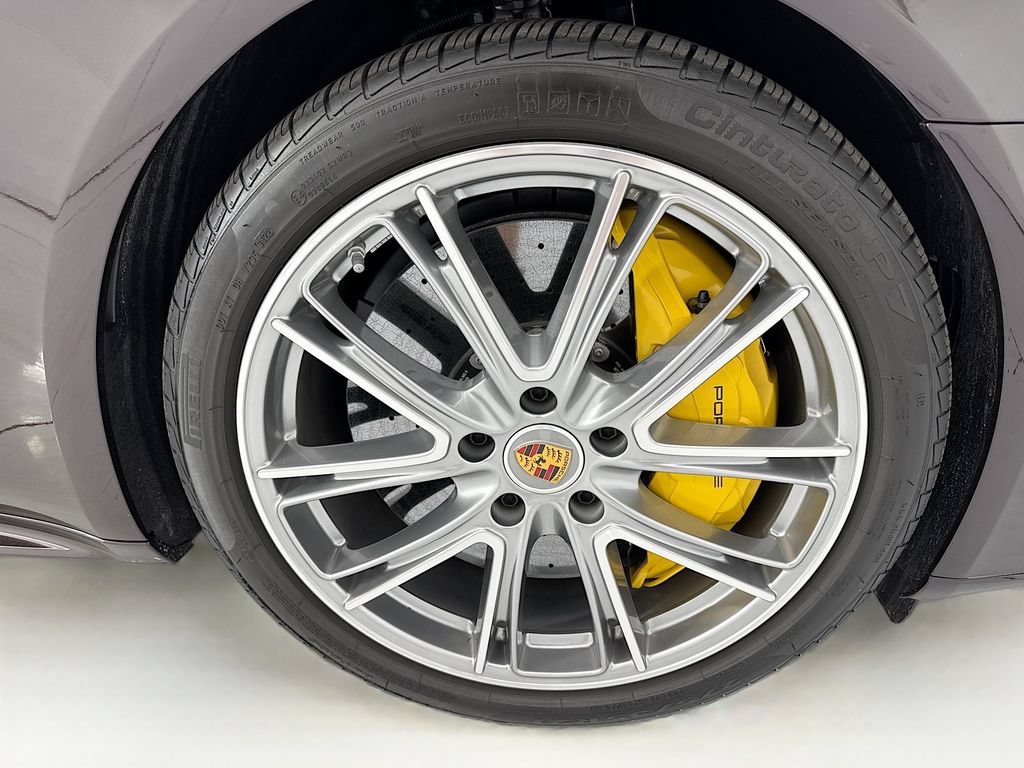 Used 2023 Porsche Panamera Turbo S Executive AWD/4WD image 31