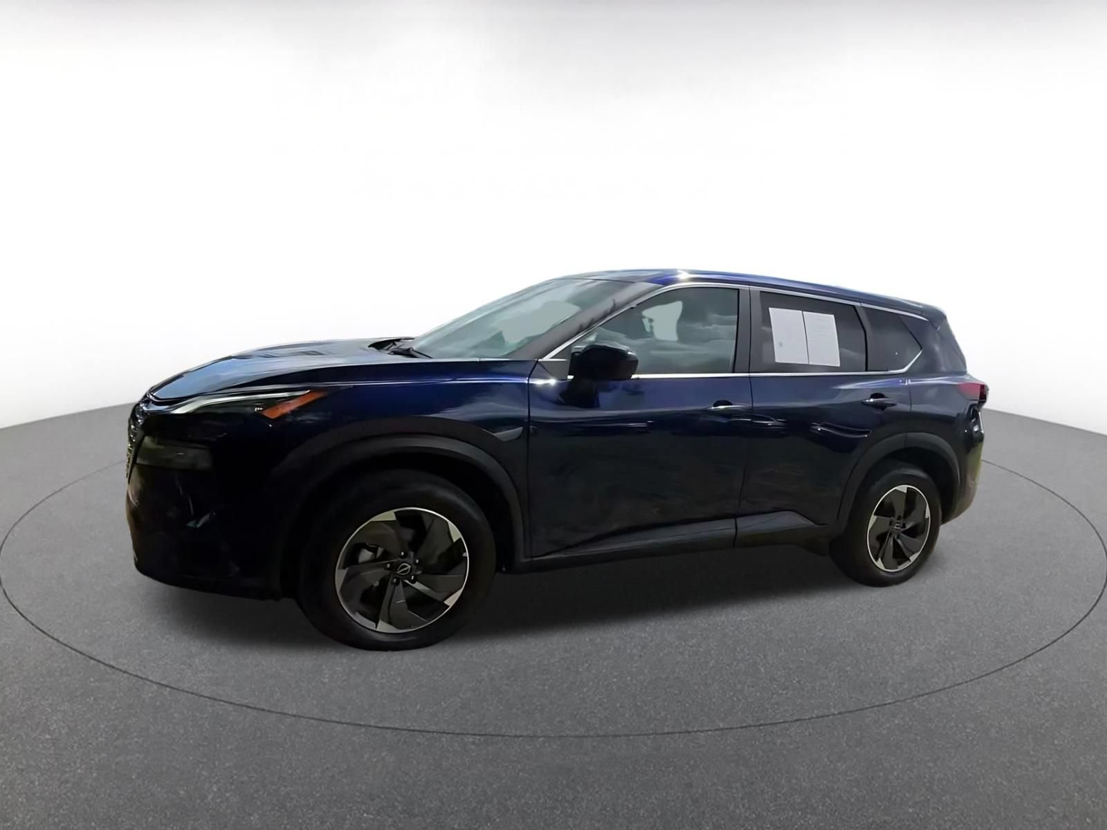 Used 2025 Nissan Rogue SV FWD image 7