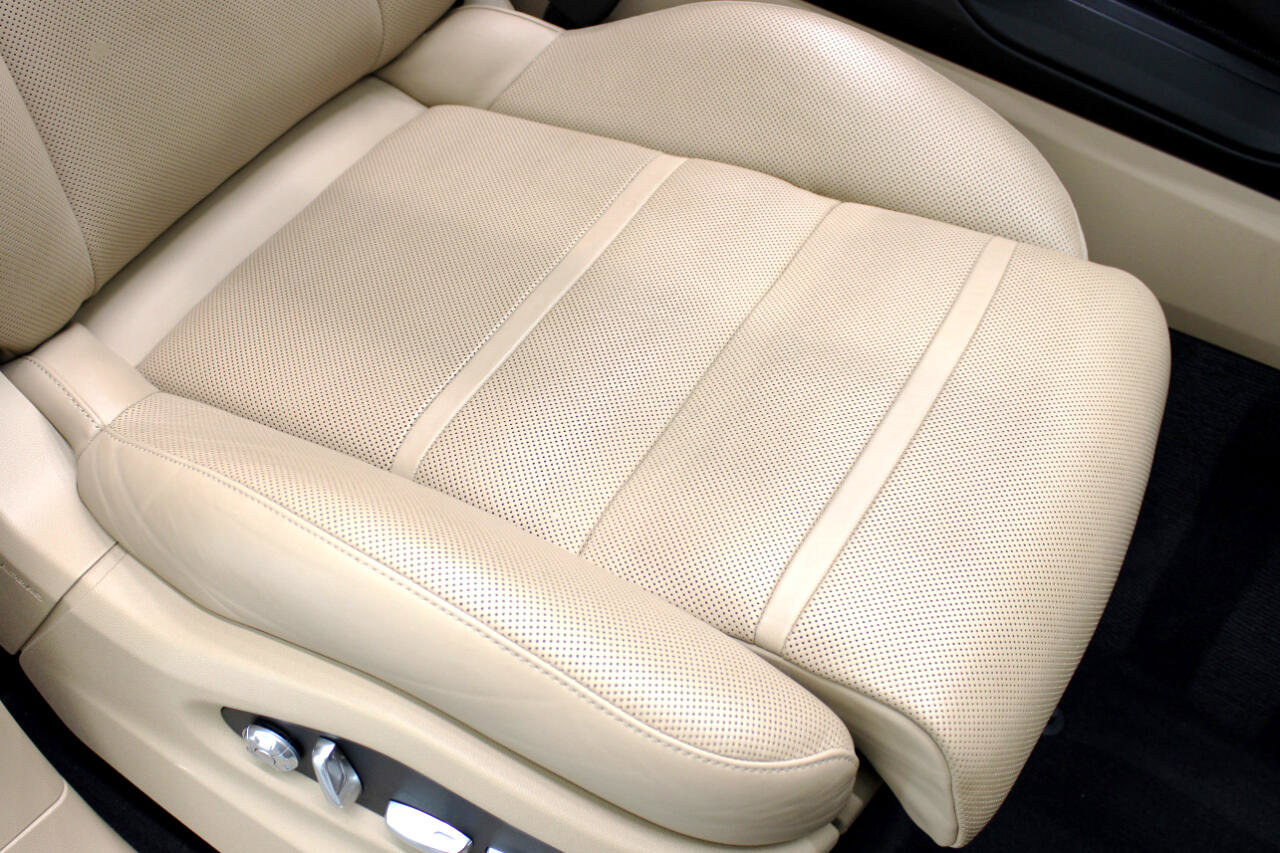 Used 2019 Porsche Cayenne image 52