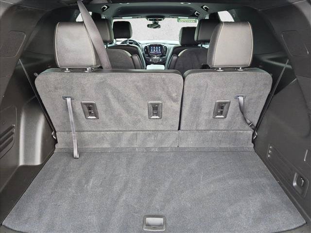 Used 2023 Chevrolet Traverse LT FWD image 10