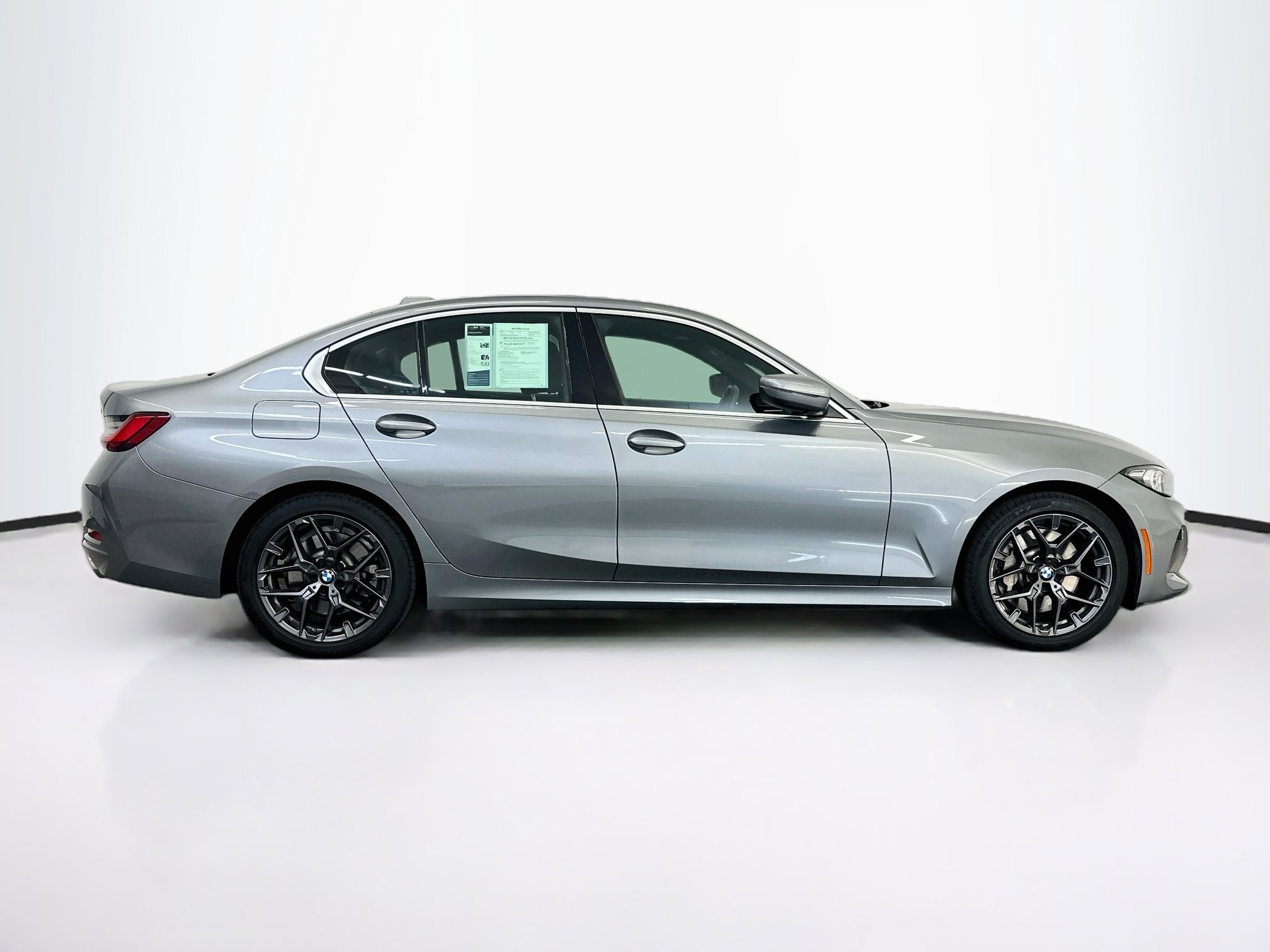 Used 2026 BMW 330i xDrive Sedan AWD/4WD image 10