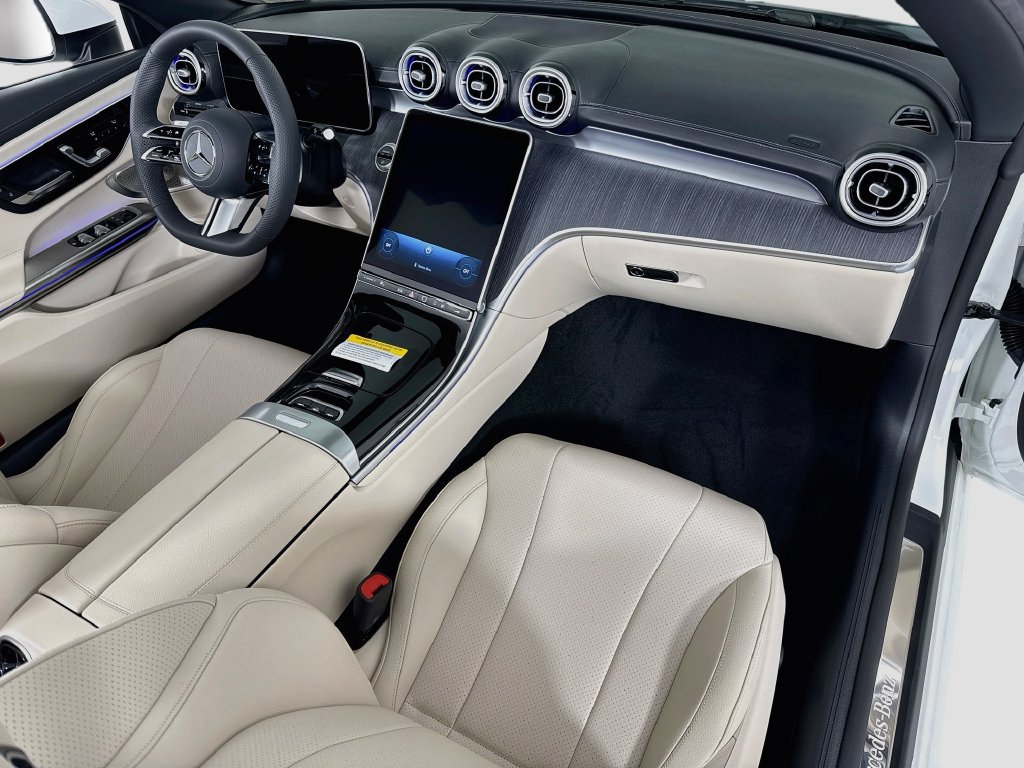 New 2027 Mercedes-Benz CLE 450 4MATIC Cabriolet image 18