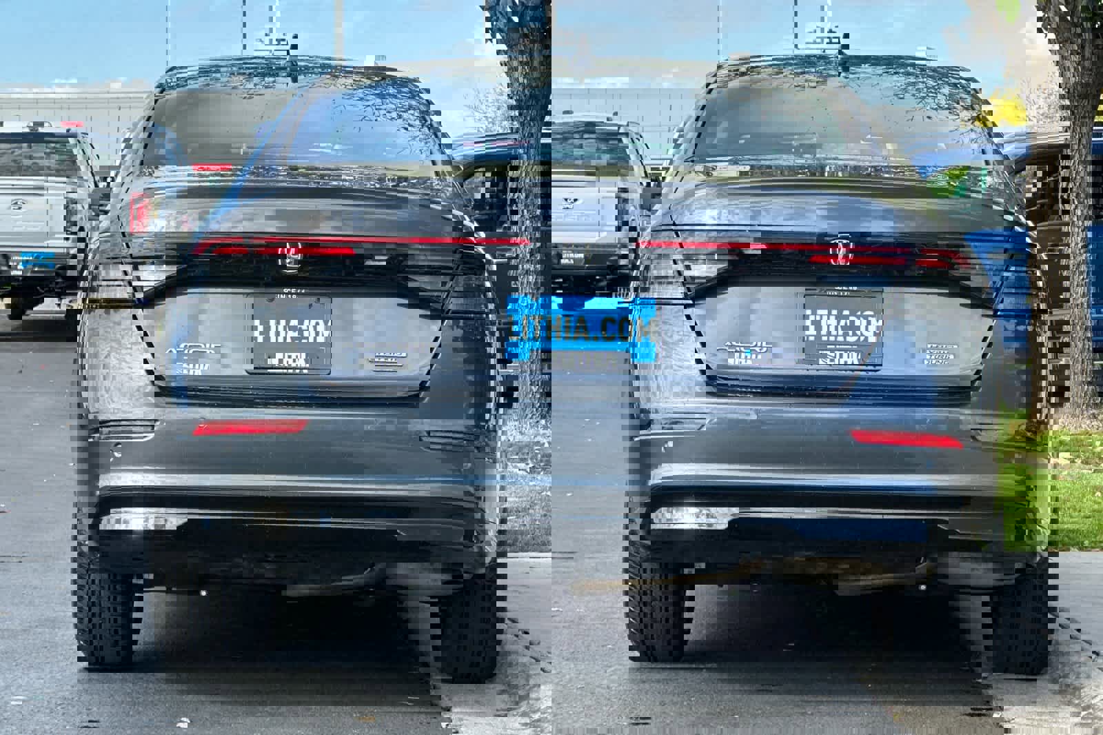 Used 2023 Honda Accord Touring image 7