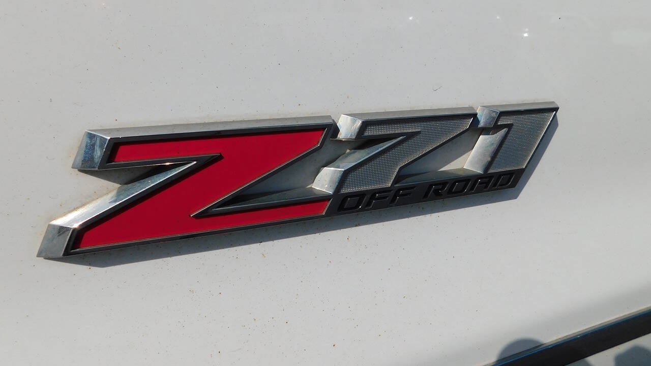 Used 2016 Chevrolet Silverado 2500 LTZ w/ Custom Sport Edition AWD/4WD image 6