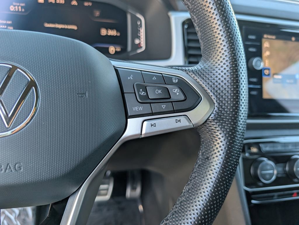 Used 2023 Volkswagen Atlas Cross Sport SEL R-Line image 24