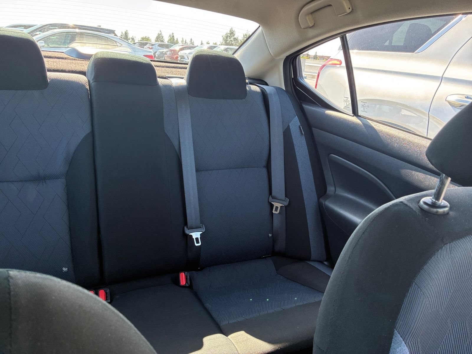 Used 2025 Nissan Versa SV FWD image 35