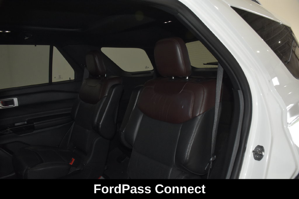 Used 2021 Ford Explorer Platinum w/ Equipment Group 601A AWD/4WD image 35