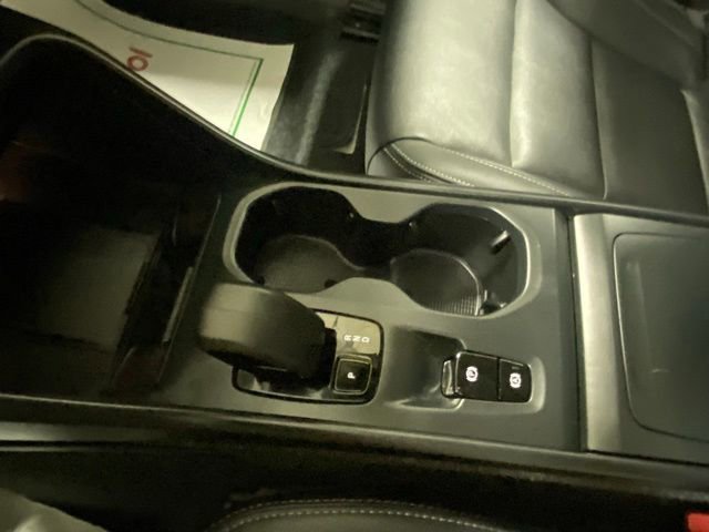 Used 2025 Volvo XC40 B5 Core AWD/4WD image 27