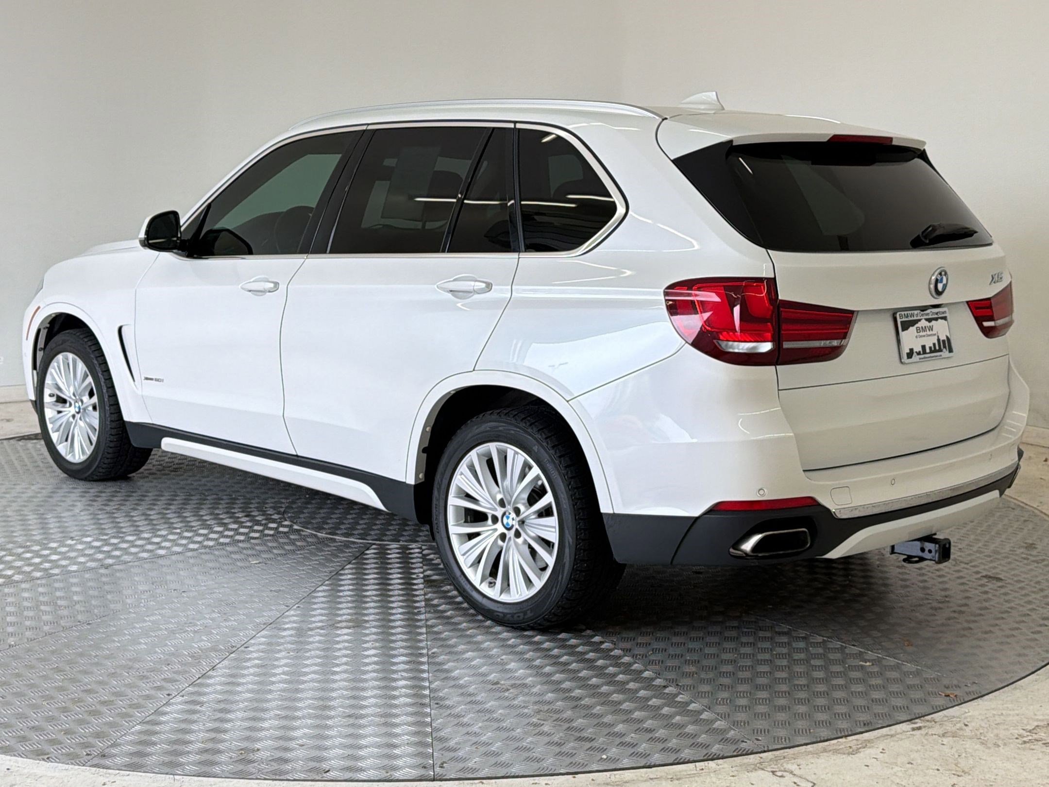 Used 2016 BMW X5 xDrive50i image 3