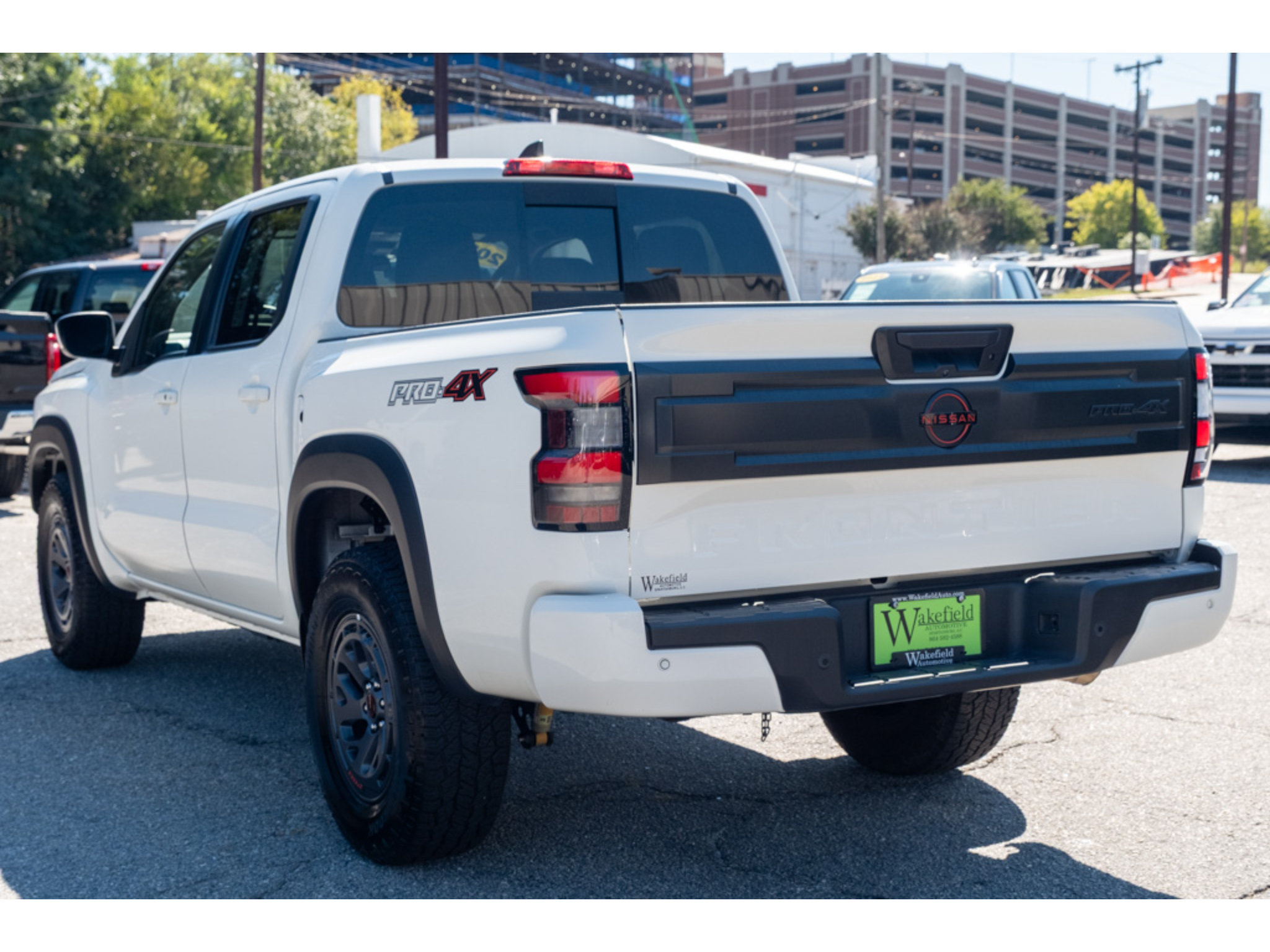 Used 2026 Nissan Frontier PRO-4X AWD/4WD image 6