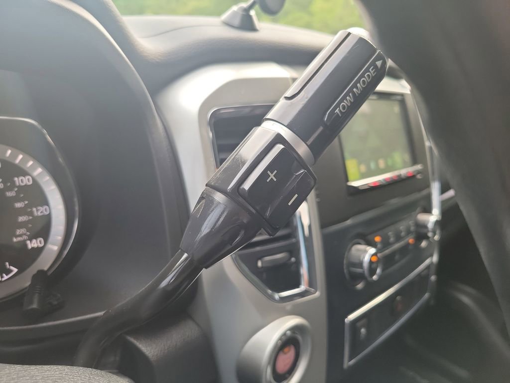 Used 2018 Nissan Titan SV RWD image 27